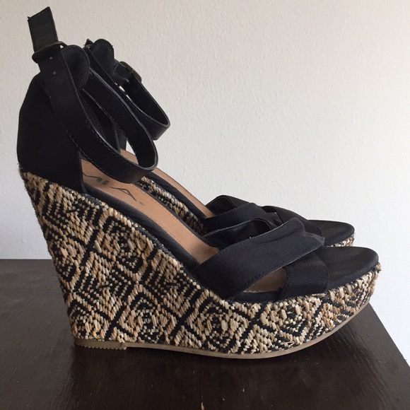 MIA Tribal Wedges MIA Tribal Wedges